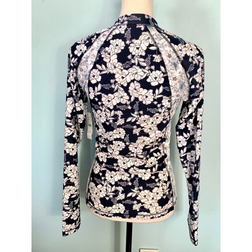 NWT J. Crew Long-sleeve Rash Guard in Mixed Magnolia Floral Size Medium - Picture 6 of 12